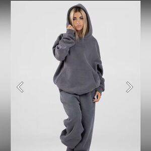 Comfrt Signature Hoodie